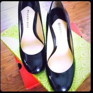 💎Dark Navy Metallic Heels💎